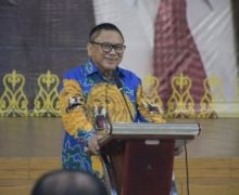 OSO Minta Mahasiswa Lulusan UnOSO Memperkaya Pengalaman - JPNN.com