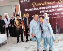 Ridwan Kamil-Suswono Jalani Tes Kesehatan di RSUD Tarakan, Lihat Gaya Mereka Berpose - JPNN.com