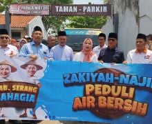 Ratu Zakiyah-Najib Salurkan Air Bersih Untuk Warga Kekeringan di Kabupaten Serang - JPNN.com