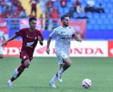 Luapan Kecewa Marc Klok Seusai Persib Bandung Imbang Lawan PSM Makassar - JPNN.com