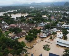 Thailand Kerahkan Pasukan SEAL untuk Atasi Banjir Chiang Rai - JPNN.com