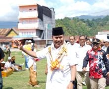 ASR Janjikan Seratus Juta Asuransi untuk Petani di Sultra - JPNN.com