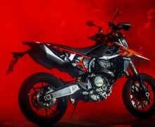 Ducati Hypermotard 698 Mono Terbaru Hadir dalam 2 Varian, Sebegini Harganya - JPNN.com