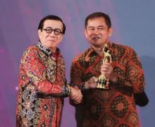 KSAD Jenderal TNI Maruli Simanjuntak Meraih Nawacita Award 2024 - JPNN.com