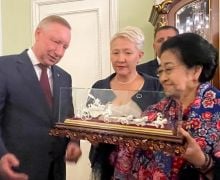 Menjamu Bu Mega, Gubernur Saint Petersburg Puji Jasa Bung Karno bagi Muslim Rusia - JPNN.com