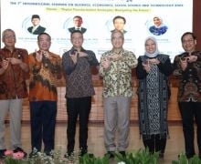 Edwin Manansang Bicara Transformasi Digital di ISBEST 2024 UT - JPNN.com