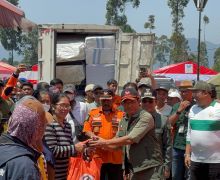 BNPB Salurkan Dana Bantuan untuk Korban Gempa di Bandung - JPNN.com