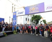 Karang Taruna Surabaya Gelar Fun Run, Ajak Masyarakat Jangan Golput di Pilkada 2024 - JPNN.com