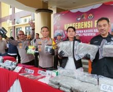 Polres Serang Tangkap Kurir Narkoba Internasional Berpenghasilan Ratusan Juta Rupiah - JPNN.com