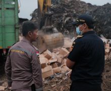 Tak Selesaikan Kewajiban Pabean, 1.850 Karton Kepiting Impor yang Mudah Busuk Dimusnahkan - JPNN.com