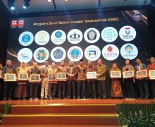 Menteri Airlangga Hartarto Terima Penghargaan Minister Lifetime Achievement Awards - JPNN.com