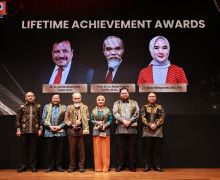 Nicke Widyawati Raih Lifetime Achievement Atas Kontribusinya Majukan Industri Dalam Negeri - JPNN.com