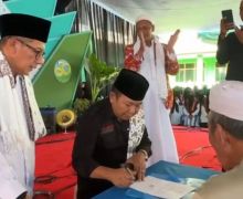 Pasangan Calon Bupati ini Berani Menolak Eksploitasi Tambang Emas - JPNN.com