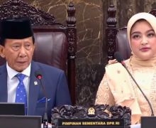 Anggota DPR Terpilih Dilantik, Legislator Termuda-Tertua Memimpin Sidang  - JPNN.com