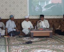 Demi Kelancaran Kampanye, Ridwan Kamil Minta Restu ke Ponpes Darul Ishlah - JPNN.com