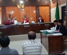 Sidang Perdana Kasus Halim Ali, Jaksa Baca Dakwaan Djoko dan Bagio - JPNN.com