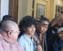 Usai 6 Jam Diperiksa, Vadel Badjideh: Alhamdulillah Gue Bisa Jawab - JPNN.com