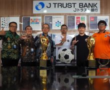 Dukung Persija, J Trust Bank Hadirkan Kartu Debit Co-Branding untuk Jakmania - JPNN.com