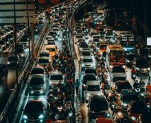 Motor Listrik Masih Kurang Populer Dibanding Mobil Listrik, Kenapa? - JPNN.com