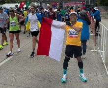 Berlari dalam Suhu Dingin & Terpaan Angin, Misbakhun Capai Finis Chicago Marathon 2024 - JPNN.com