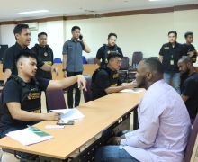 12 WN Nigeria Dicokok Kantor Imigrasi Jakarta Utara saat Operasi Jagratara III - JPNN.com