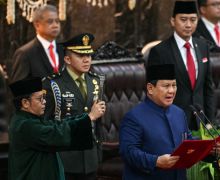 Dilantik Jadi Presiden, Prabowo Sampaikan Terima Kasih kepada Soeharto hingga Megawati - JPNN.com