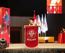 Wisuda ke-84 Untar, Rektor Tekankan Pendidikan untuk Pembangunan Berkelanjutan - JPNN.com