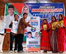 Komunitas Seni Sulteng Gabung Berani Gaspoll Siap Memenangkan Anwar-Reny - JPNN.com