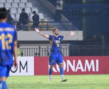 Persib vs Lion City Sailors FC: Bojan Hodak Merespons Kartu Merah Dimas Drajad - JPNN.com