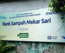 Bank Mandiri & Kelompok Wanita Tani Bekerja Sama Ubah Sampah jadi Benda Bernilai - JPNN.com