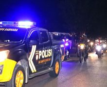 Kapolres Siak Pimpin Patroli Blue Light, Pilkada Harus Aman - JPNN.com