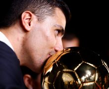 Rodri Meraih Ballon d'Or 2024, Pelatih Bayern: Dia Pemain yang Luar Biasa - JPNN.com