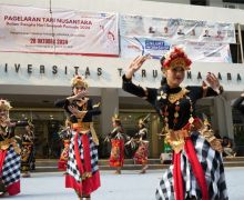 Untar Kobarkan Semangat Sumpah Pemuda dan Cinta Budaya Lewat Pagelaran Tari Nusantara - JPNN.com