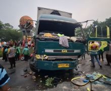 Heboh Truk Kontainer Tabrak Banyak Pengendara di Tangerang, Ini Kata Polisi - JPNN.com