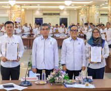 Menaker Yassierli Bertekad Pertahankan WTP Lewat Penguatan Integritas Pegawai - JPNN.com