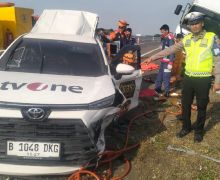 Innalillahi, Kru TV One Mengalami Kecelakaan di Tol Pemalang - JPNN.com