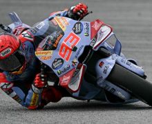 Practice MotoGP Malaysia: Martin Jatuh, Marquez Nyaris Masuk Neraka - JPNN.com