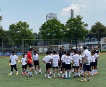 Coaching Clinic dan Trophy Tour Semarakkan ASEAN Mitsubishi Electric Cup 2024 - JPNN.com