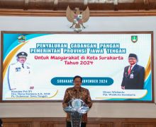 Pemprov Jateng Salurkan 10 Ton Beras Cadangan Pangan - JPNN.com