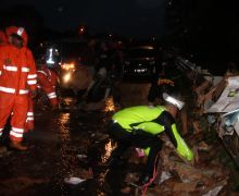 Polisi Kaji Hasil Olah TKP Kecelakaan Beruntun di Tol Cipularang - JPNN.com