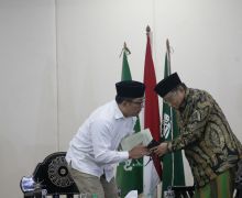 Bersilaturahmi dengan Kiai Said Aqil, Ridwan Kamil Minta Didoakan, Alhamdulillah - JPNN.com