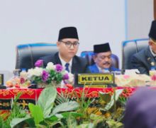 Ketua DPRD Kota Sibolga: Saya Berkomitmen Menjalankan Tanggung Jawab Secara Profesionalisme - JPNN.com