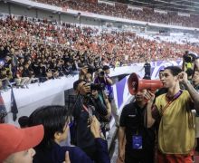 Kevin Diks Puji Suporter Timnas Indonesia: Mereka Sangat Luar Biasa - JPNN.com