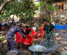 TNI AL Gelar Bakti Sosial untuk Korban Terdampak Erupsi Gunung Lebotobi Laki-laki di Flores Timur - JPNN.com