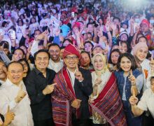 Tak Dukung Pramono-Rano, Politikus PDIP Effendi Simbolon Bikin Ridwan Kamil Terharu - JPNN.com