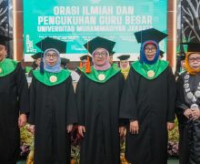 UMJ Kukuhkan Tiga Guru Besar Baru, Selamat Ibu-Ibu Profesor - JPNN.com