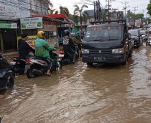 Palembang Dikepung Banjir, Bagaimana dengan TPS? - JPNN.com