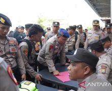 Heboh Insiden Carok Pendukung Cabup, Brimob Hingga Marinir Dikerahkan ke Sampang - JPNN.com