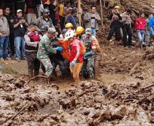 BNBP: 10 Korban Tewas Tertimpa Longsor di Karo Sudah Dievakuasi - JPNN.com