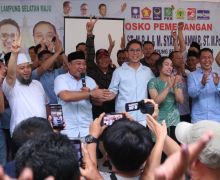 Quick Count Poltracking: Egi-Syaiful Sementara Unggul dengan 68,08 Persen, Suasana Haru di Posko Kemenangan - JPNN.com